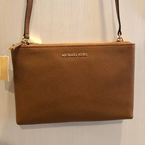 Michael Kors Jet Set Travel Crossbody NWT